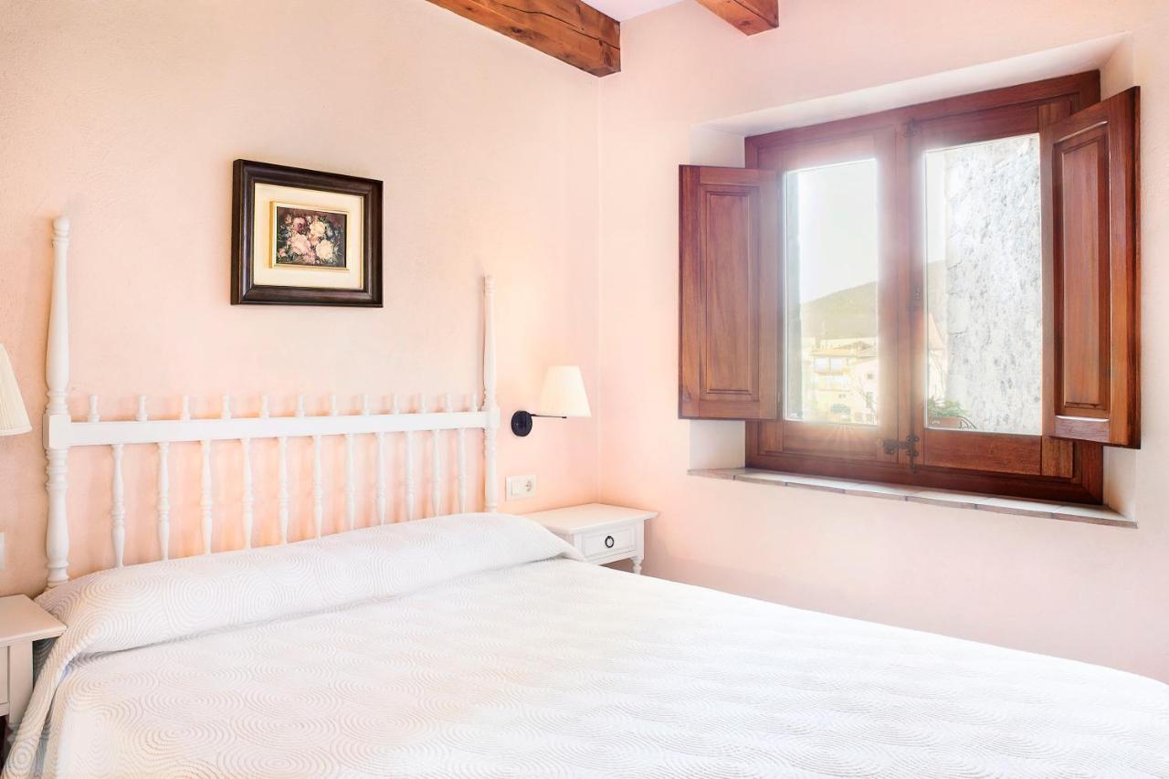 Allotjaments Placa Major-Grevol Santa Pau Exterior foto